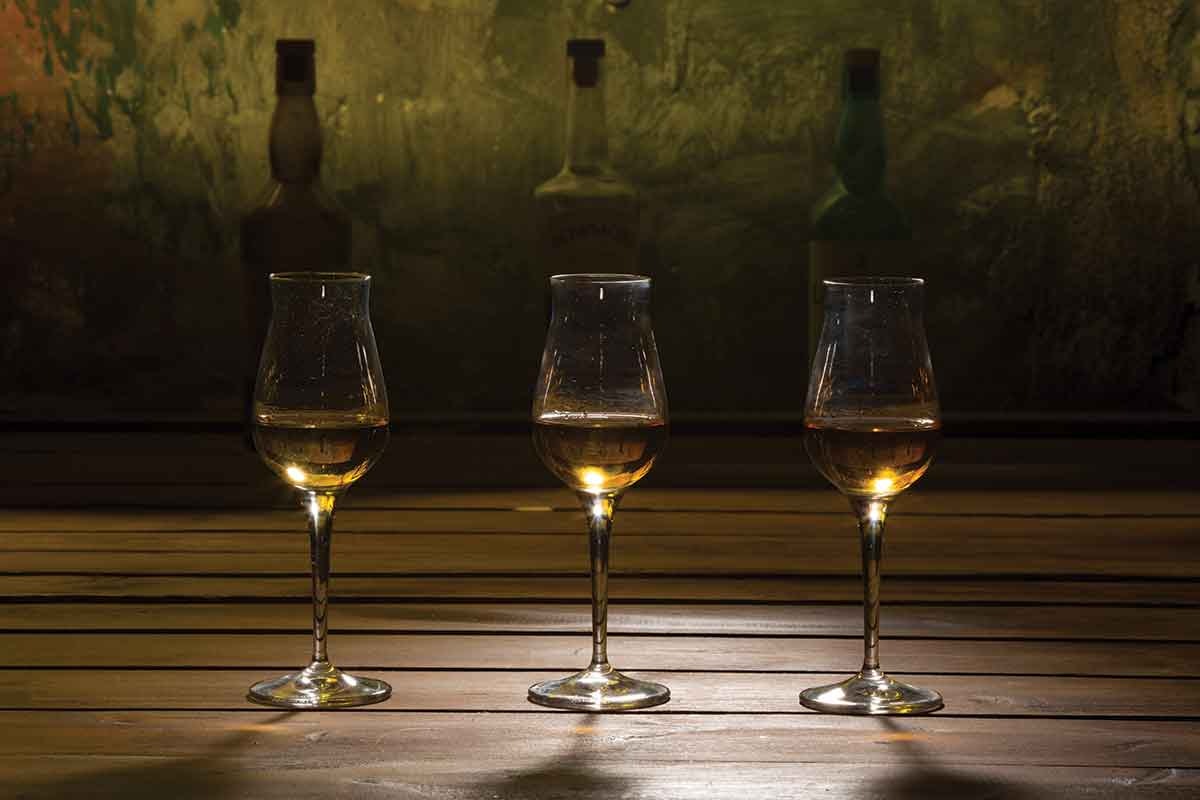 home whiskey tasting: tasting glasses