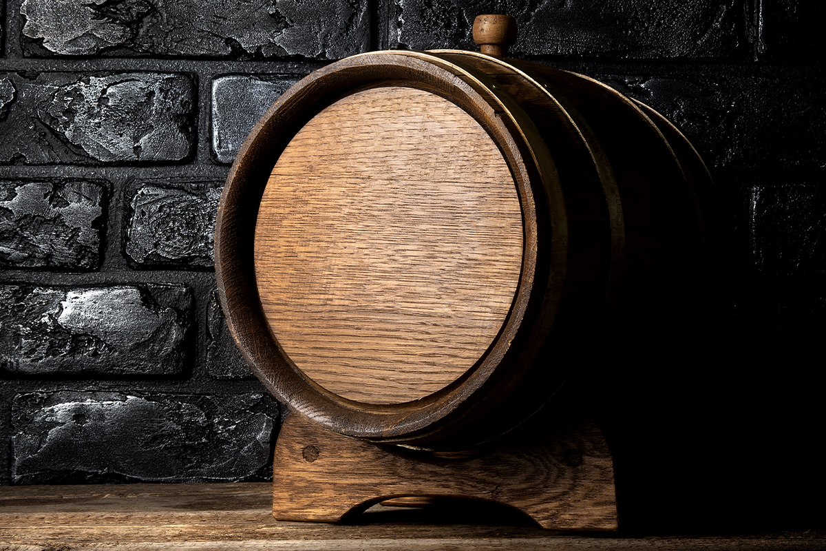Aging Whiskey at Home: Mini oak barrel