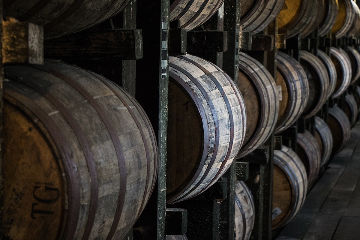 Straight Whiskey: whiskey barrels